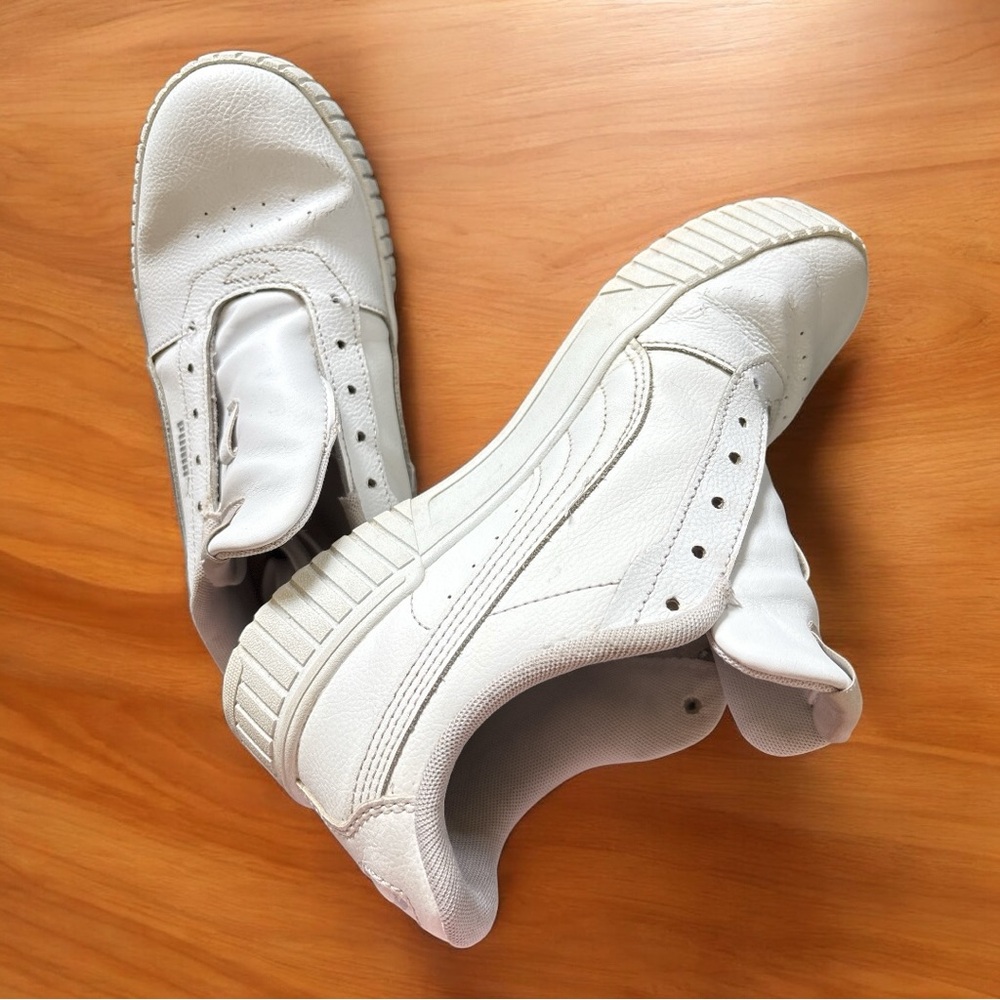 Women’s Puma Carina White Leather Sneakers Size 10 - Picture 3 of 11